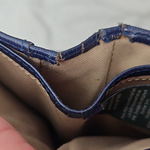 LAUREN RALPH LAUREN NAVY CARD CASE WALLET FOR WOMEN - Picture 6 of 11